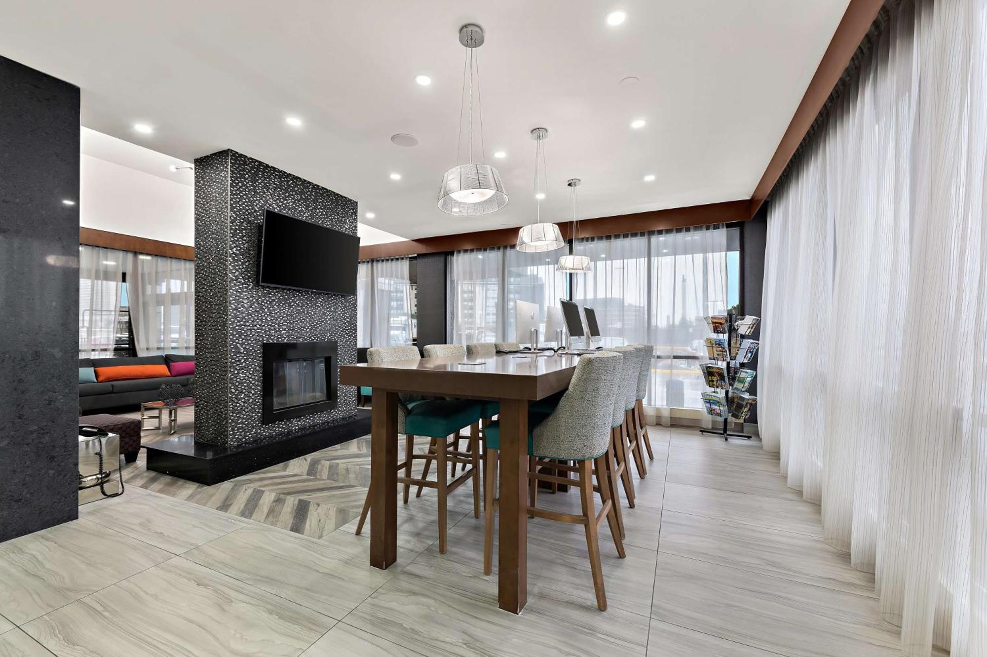Best Western Plus Toronto North York Hotel & Suites Eksteriør bilde