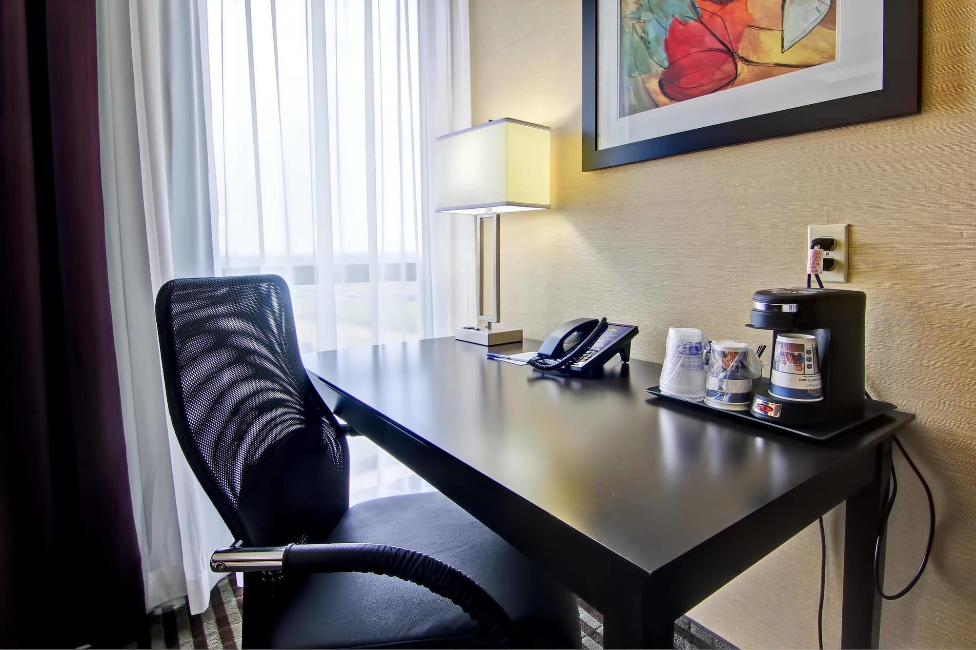 Best Western Plus Toronto North York Hotel & Suites Eksteriør bilde