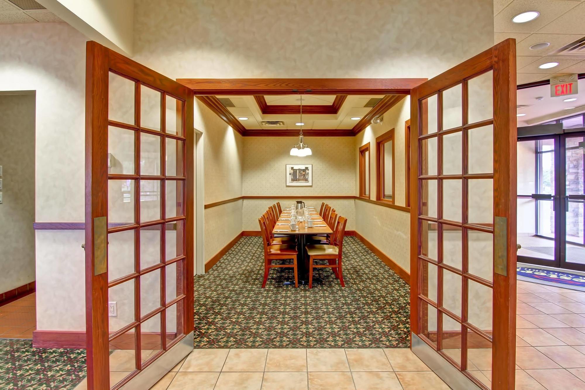 Best Western Plus Toronto North York Hotel & Suites Eksteriør bilde